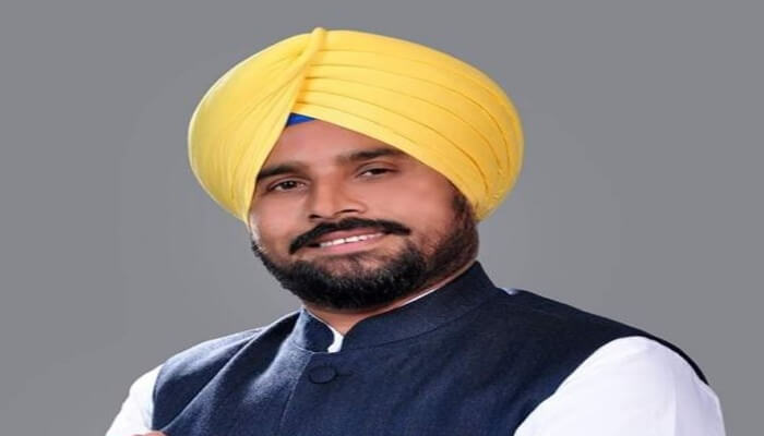 ਮਿਲਕ ਫੈੱਡ ਦੇ ਚੇਅਰਮੈਨ ਨਰਿੰਦਰ ਸ਼ੇਰਗਿੱਲ ਨੇ ਦਿੱਤਾ ਅਸਤੀਫ਼ਾ, ਸਰਕਾਰ ਨੇ ਤੁਰੰਤ ਪ੍ਰਭਾਵ ਨਾਲ ਅਸਤੀਫਾ ਕੀਤਾ ਮਨਜ਼ੂਰ